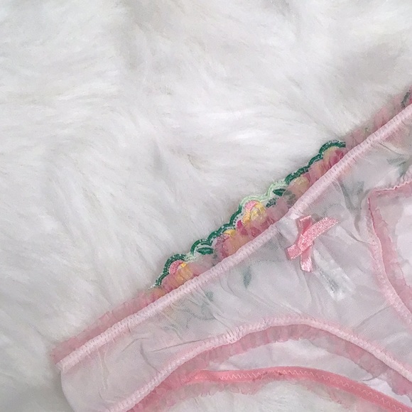 New Thong panty by blush small - Picture 6 of 7